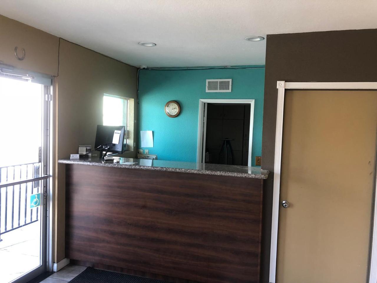 Northgate Motel Ел Кахон Екстериор снимка
